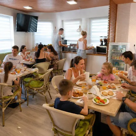 Heviz Springs - Bed & Breakfast Kehidakustány